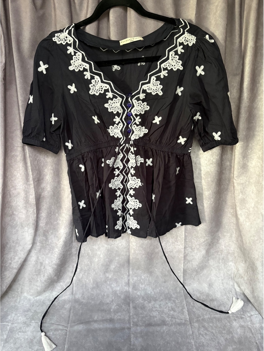 Wayward Fancies Black Embroidered Boho Peasant Top Women’s Small Cottagecore